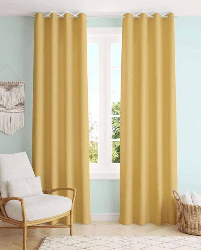 Cortina Salón, Dormitorio, diseño en Liso en Beis Dorado Semi Translúcidas con 8 Ojales Medidas Paneles de 140 x 260 cm.