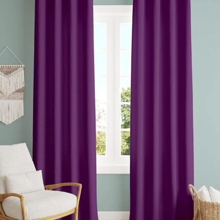 Cortina Salón, Dormitorio, diseño en Liso en Morada Semi Translúcidas con 8 Ojales Medidas Paneles de 140 x 260 cm.