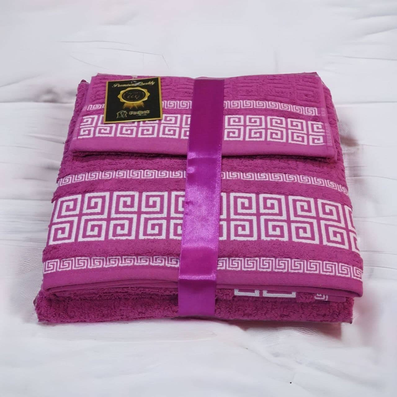 Toallas de baño de %100 algodón Portugués de alta calidad Juego de toallas Grego en Fucsia gruesas y duraderas de 600g. - Imagen 3