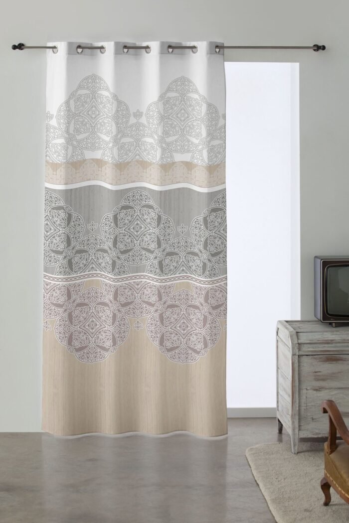 Cortina Beis Estampada confeccionada de loneta con ollaos Naima - 150x260 cm.
