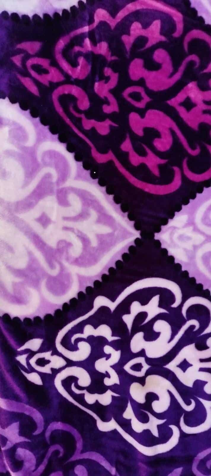 Manta Terciopelo Sofá y Cama de otoño e invierno, Térmica tacto suave de 220 x 240 cm modelo 08 Morado y Lila de 360g/m2 - Imagen 5