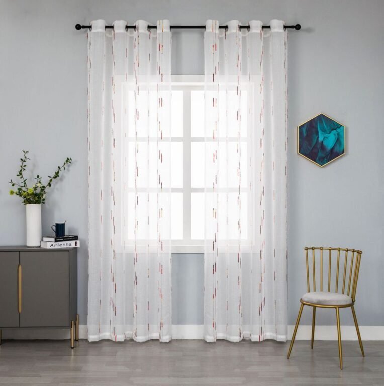Cortina Salón ,Dormitorio ,Sala ,Habitación , en color Blanco con finos Hilos en color Granate con 8 Ojales de Acero. - Imagen 5