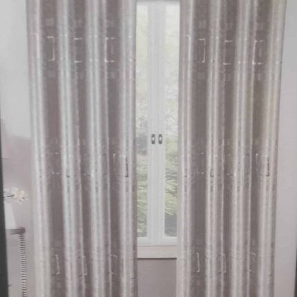 Cortina Opaca Gris Plata en estampadas Suave Salón Dormitorio con 8 Ojales de Acero Paquete 1 Piezas de 140x260cm.