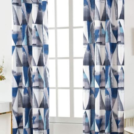 Cortina tela sala, dormitorio ,salón con estampado triangulo juvenil con 8 ollaos de acero color azul..