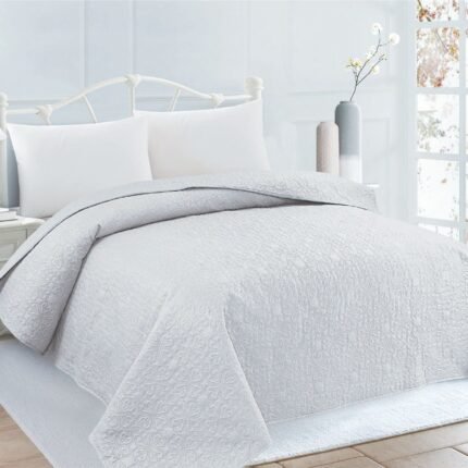 Colcha de Verano Cubrecama Lisa Reversible Sin Cojines. Cubresofá Colección El Molino Modelo Lisa Blanca