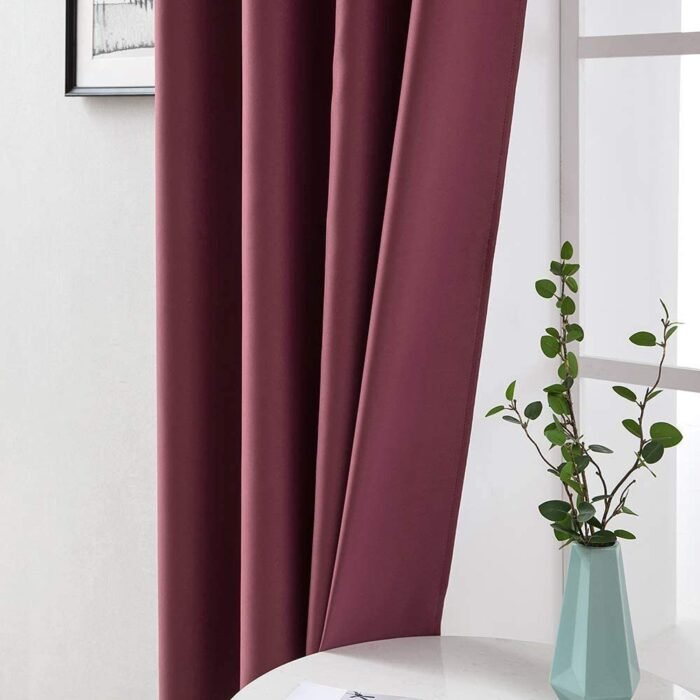 Cortina opacas súper suave en color vino tinto para sala ,habitación ,ventanas de terraza con 8 ojales acero. - Imagen 3