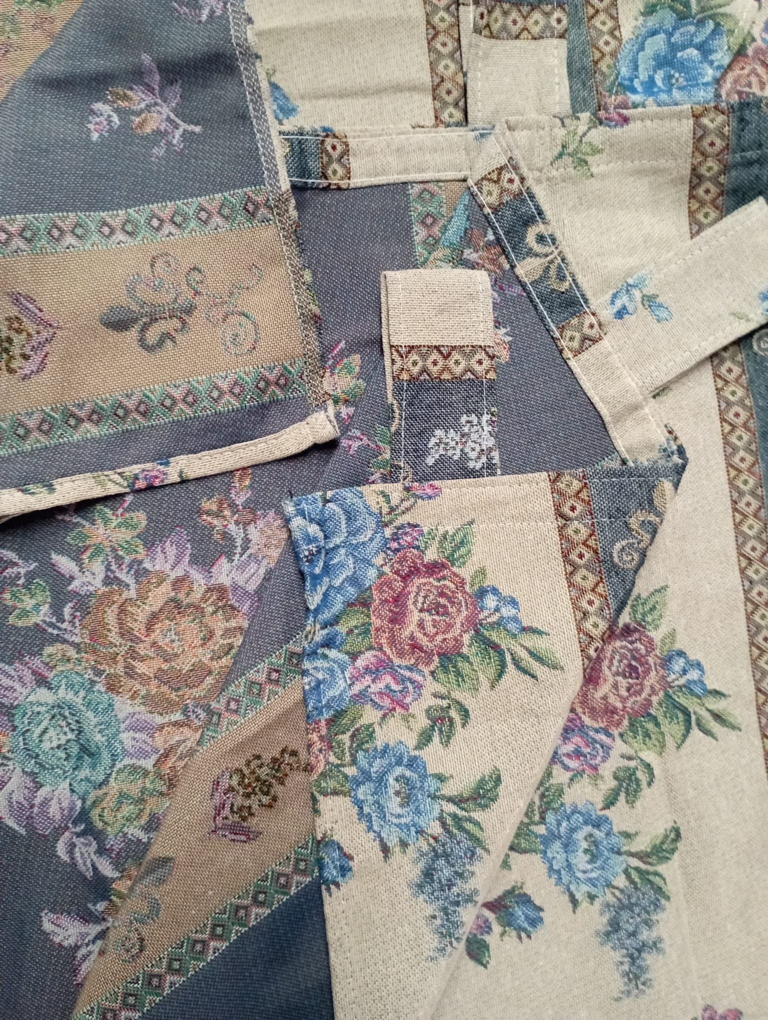 Cortina de calle Ramos de Flores Azules 140×260 cm | Jacquard - Imagen 4