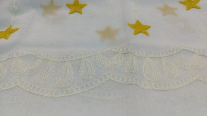 Cortinas Bordada Translucida, Dormitorio Infantil Juvenil ,Ojales Plateados para Sala de Estar Cuarto Niño Habitación Patrón Estrella 140x260cm Amarillo - Imagen 5