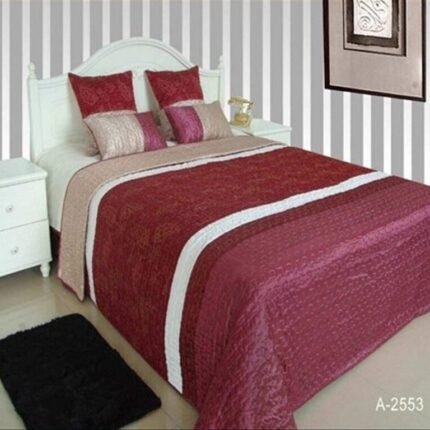 Colcha boutí, Cama de 150 cm, 240 x 260 cm, +2 fundas cojín 50x50 cm, +2 fundas cojín 30x50cm, con brillo .