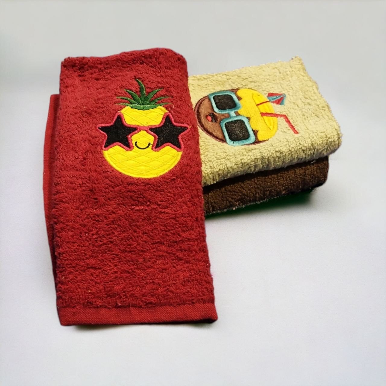 Paños de cocina bordados de frutas en tonos oscuros | Algodón 550 g - Imagen 5