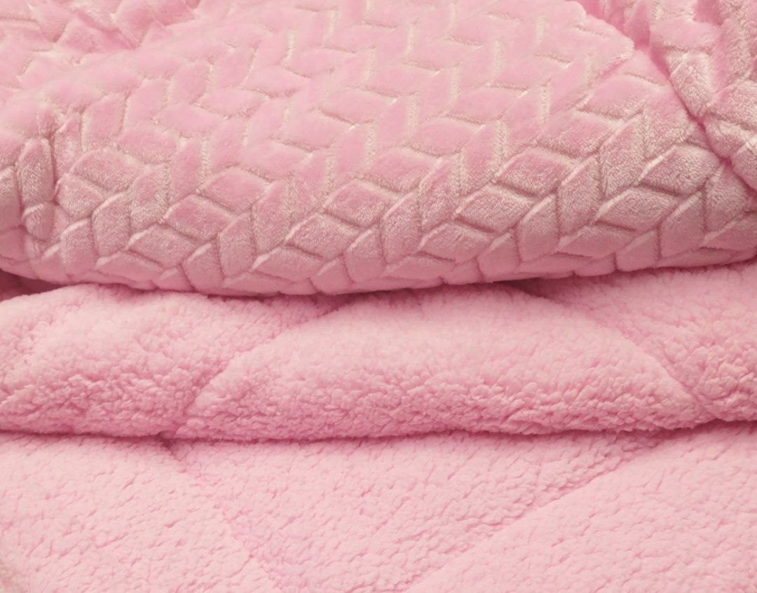 Colcha de Invierno Chenil en Rosa Chicle: Elegancia y Calidez en tu Dormitorio - Imagen 5