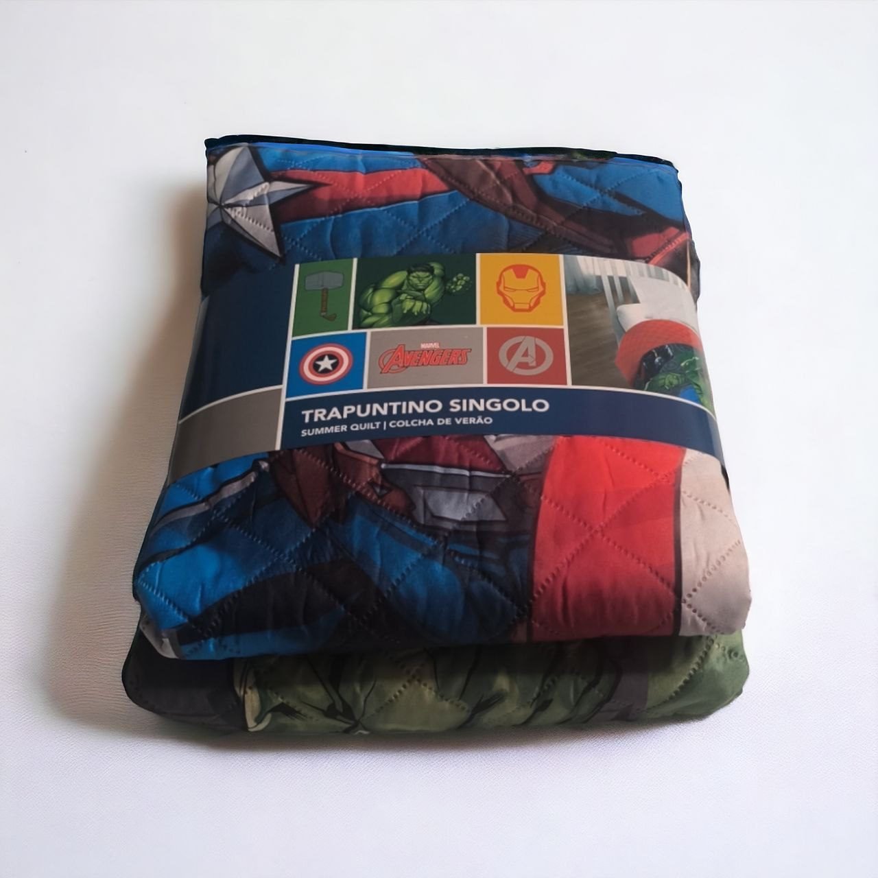 Colcha Superhéroes en Acción -Sumérgete en el mundo de Marvel con esta colcha de superhéroes, ideal para los defensores del estilo y confort en el descanso - Envío Gratis en Mercatienda.es - Imagen 3