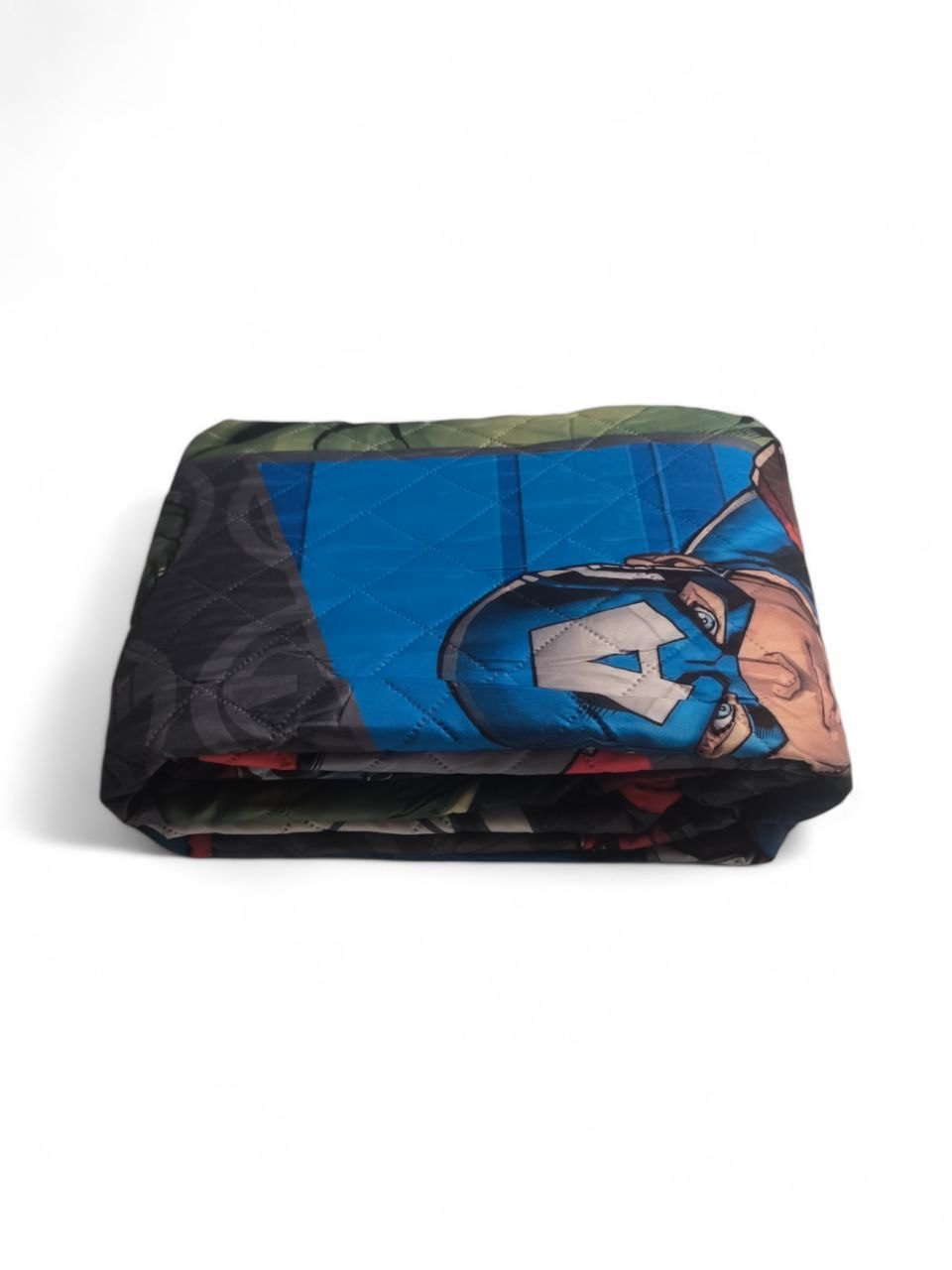 Colcha Superhéroes en Acción -Sumérgete en el mundo de Marvel con esta colcha de superhéroes, ideal para los defensores del estilo y confort en el descanso - Envío Gratis en Mercatienda.es - Imagen 5