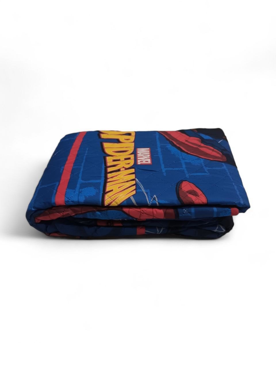 Colcha Spider-Man - El trepa muros favorito de Marvel se balancea en esta colcha dinámica, perfecta para proteger tus sueños y decorar con acción.- Envío Gratis en Mercatienda.es - Imagen 8