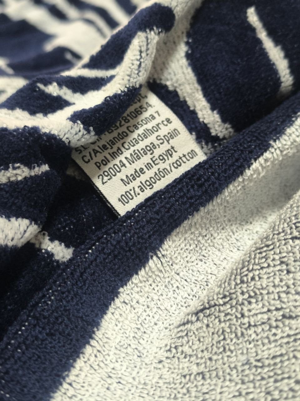 Toalla de Lujo de Algodón Egipcio con Diseño de Piña - Perfecta para Playa y Baño - Imagen 8