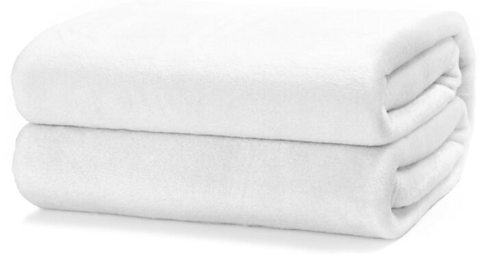 Manta Sofá, Cama y Viaje en Blanco, tienes 3 tamaños Ultra suave, micro seda, No suelta pelo. - Imagen 2