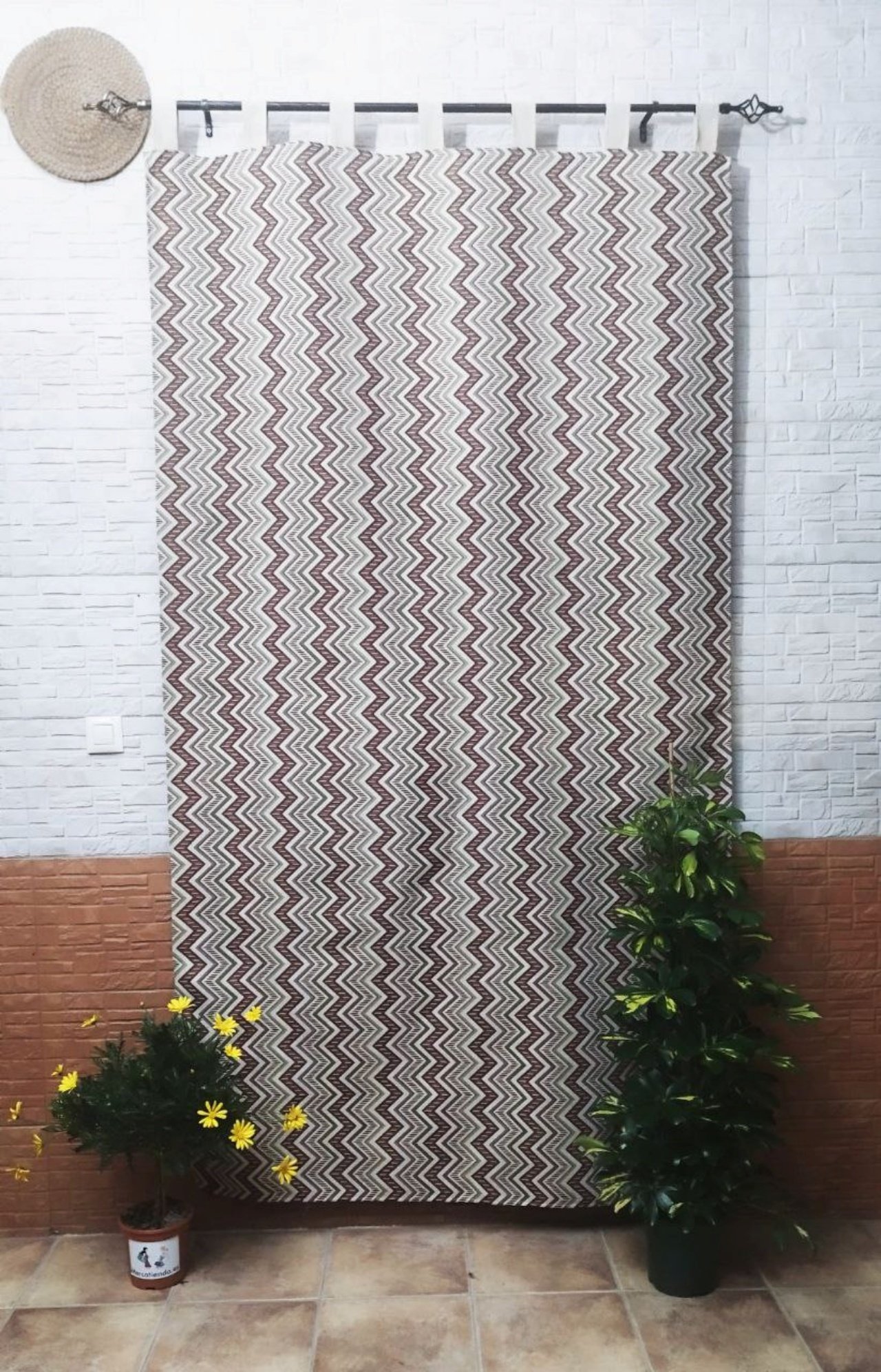 Cortina de calle Zigzag Burdeos 140×260 cm en Jacquard