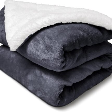 Manta sofá Gruesa invierno sedalina y borreguito polar sherpa En Gris Oscuro. Aislamiento Térmico y Suavidad Extra.