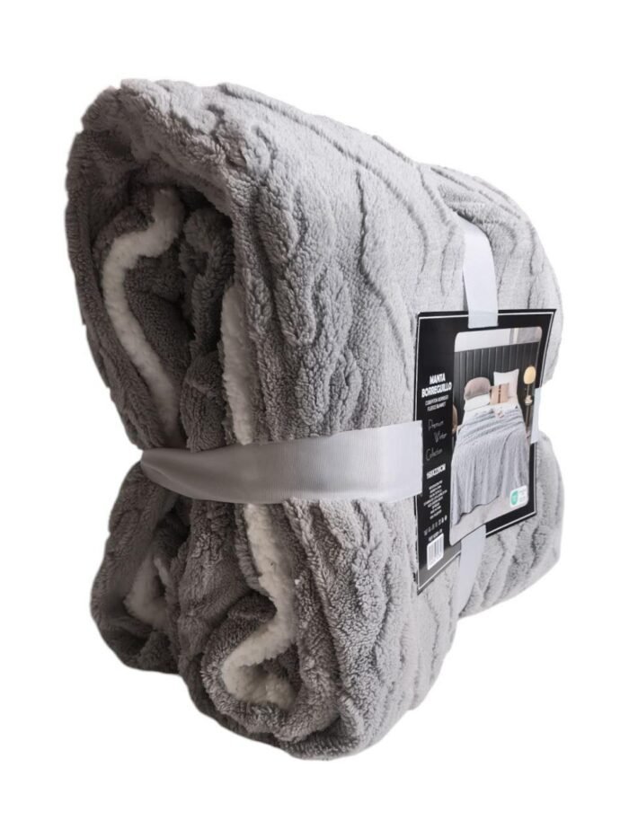 Manta de Sofá y Cama M-Ochos en Gris claro – Sedalina Suave con Sherpa, Calidez Garantizada- Mercatienda.es - Imagen 4