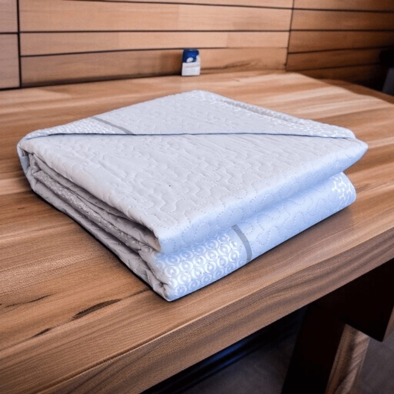 Colcha de verano económica Alaska en Gris, ligera Fresca, transpirable y barata para tu cama. - Imagen 5