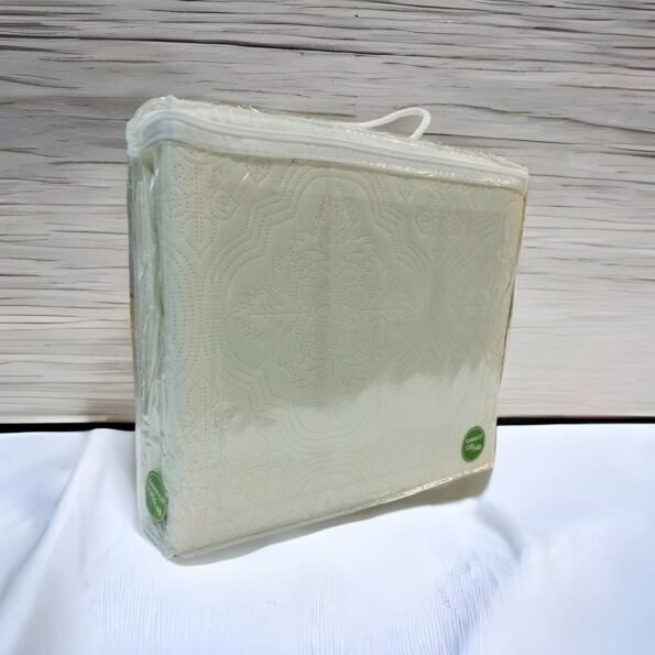Colcha cama verano Reversible, en Beis. Alejandría Termo sellado asegura y Garantiza su Durabilidad al lavado. Cuadrantes de Regalo 50 x 70cm.
