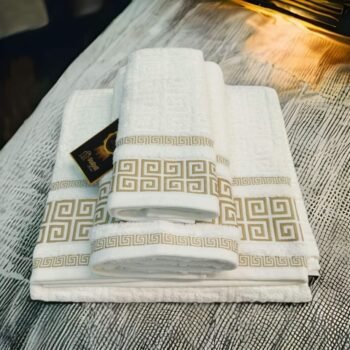 Toallas de baño de %100 algodón Portugués de alta calidad Juego de toallas Grego en Blanco Dorado gruesas y duraderas de 600g.