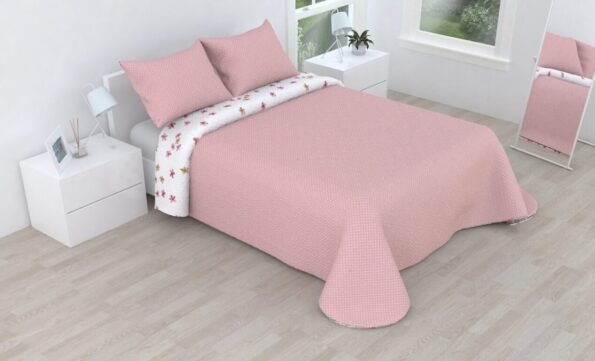 Colcha bouti marca Victorio & Lucchino cosida reversible cubre cama con Fundas 50x70 cm modelo Celia Color Rosa para primavera / verano / otoño