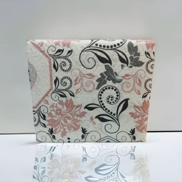 Colcha cama Gris reversible verano cubrecama Logan cómoda, durabilidad al lavado el termo sellado de cálida da estilo a cualquier habitación con esta. Decoración cuadrantes de regalo de 50 x70 cm.