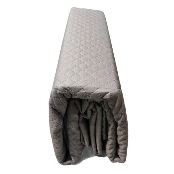 Colcha lisa en Gris de verano baratas reversibles con cuadrantes de regalo 50 x 70cm, excepcional relación calidad precio.