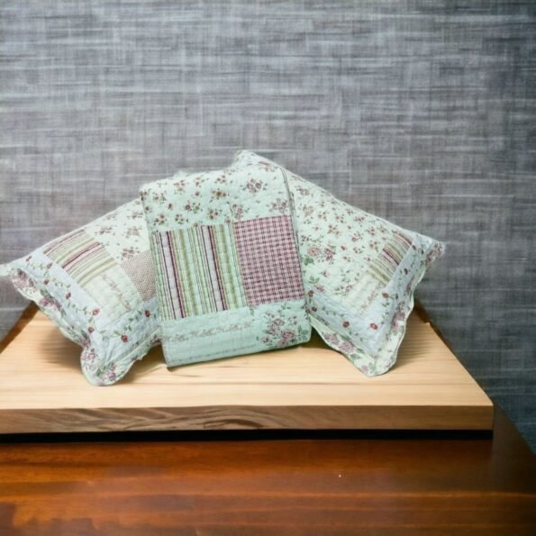 Colcha bouti estampada en tonos rosas y tamaño 240 x 260cm: Estilo y calidad para tu dormitorio