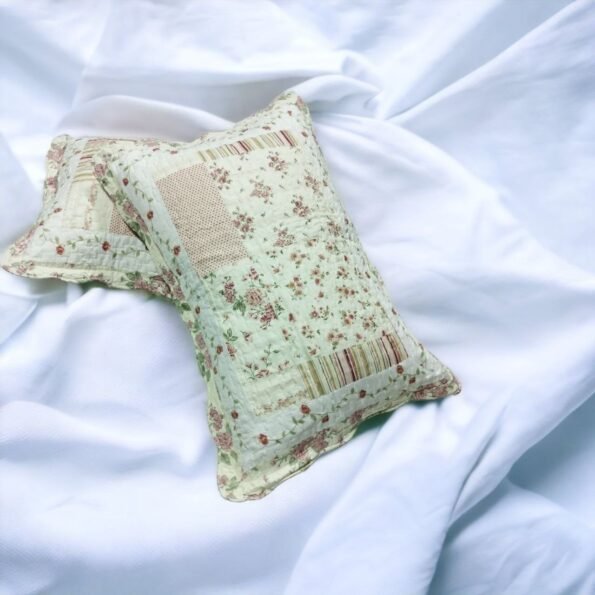Colcha bouti estampada en tonos rosas y tamaño 240 x 260cm: Estilo y calidad para tu dormitorio