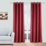 Cortinas Opacas en granate para ventanas de sala