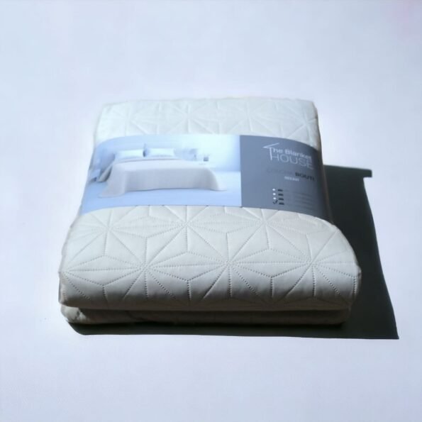 Colcha de Verano Reversible con Diseño Geométrico - Color Blanca - Elegancia y Frescura por Solo 15€ - Envío Gratis en Mercatienda.es
