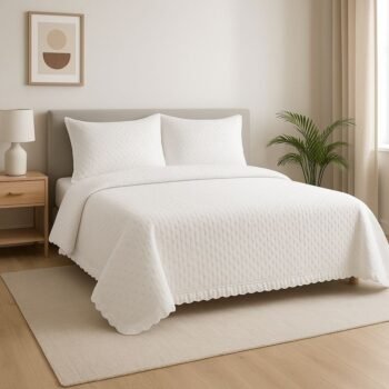 Colcha Bouti Dina Blanca con Volante – Tacto Extra Suave y Diseño Elegante – Disponible en Todas las Medidas