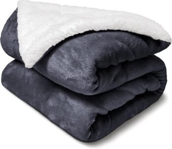 Manta sofá Gruesa invierno sedalina y borreguito polar sherpa En Gris Oscuro. Aislamiento Térmico y Suavidad Extra.