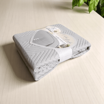 Colcha Bouti Lavada Lisa en Gris de Microfibra Suave, Ligera y Elegante para Verano