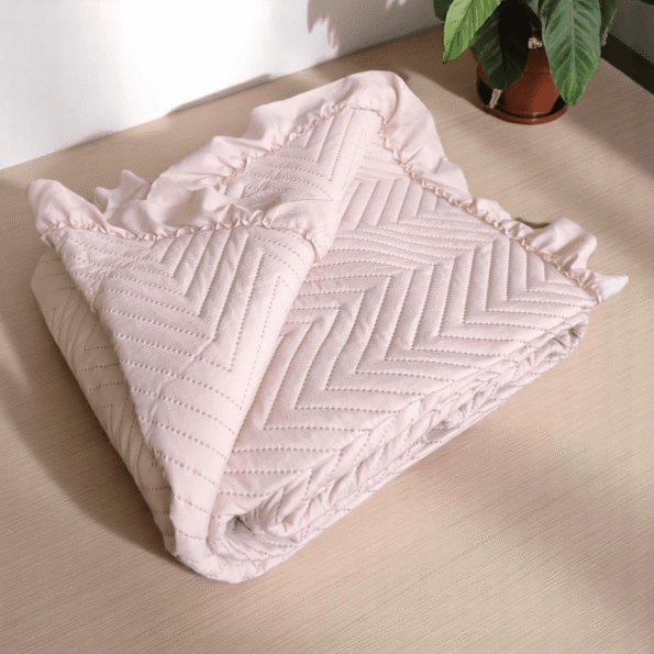 Colcha Bouti Lavada Lisa de Microfibra en Rosa Suave, Ligera y Elegante para Verano
